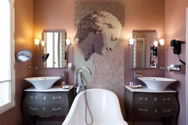 BW PREMIER GRAND MONARQUE HOTEL & SPA